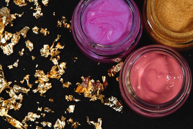 Top Cosmetic Manufacturers in Gujarat